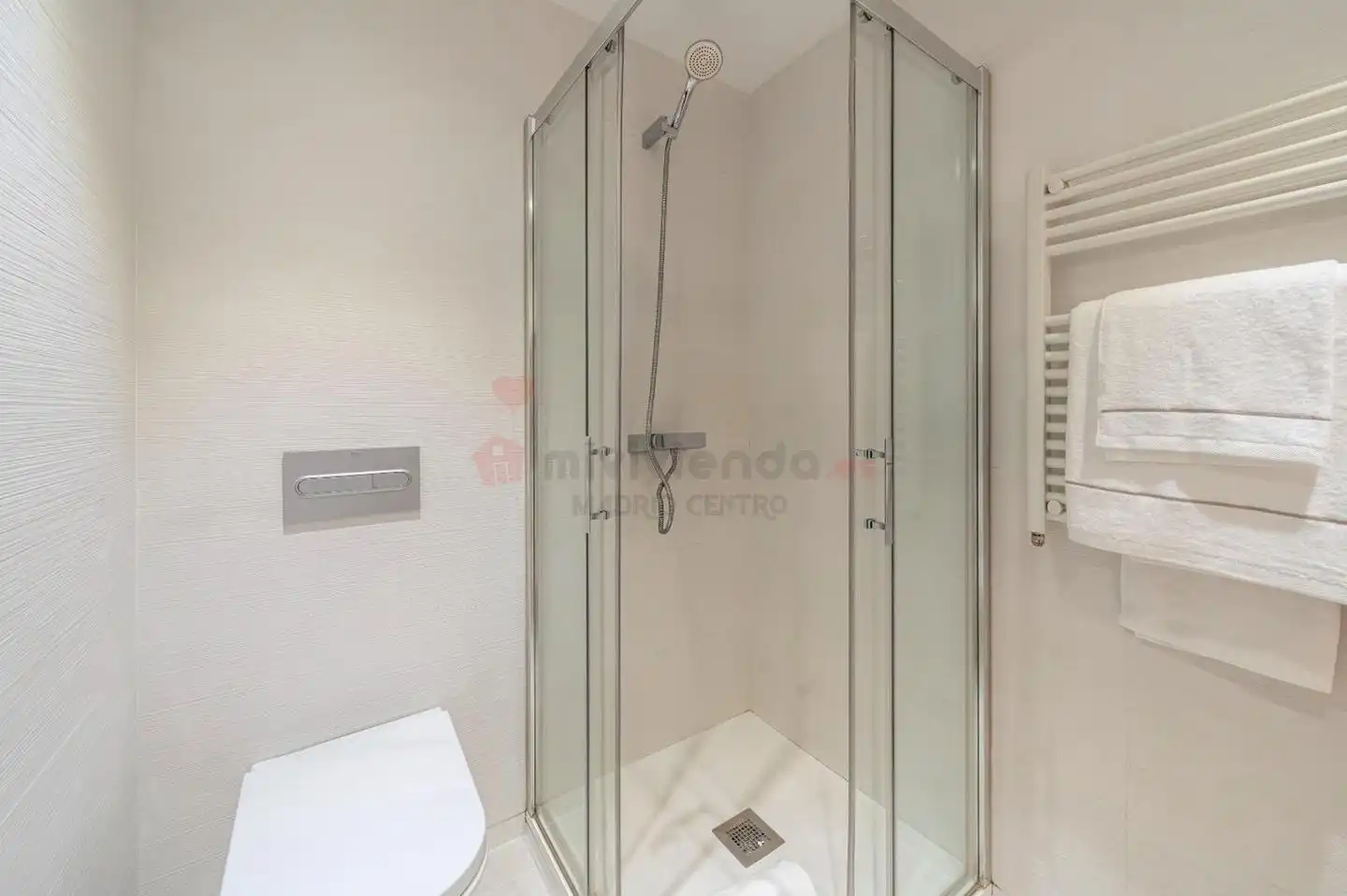 Piso con terraza en venta en Calle de Pérez Galdós, imagen 26