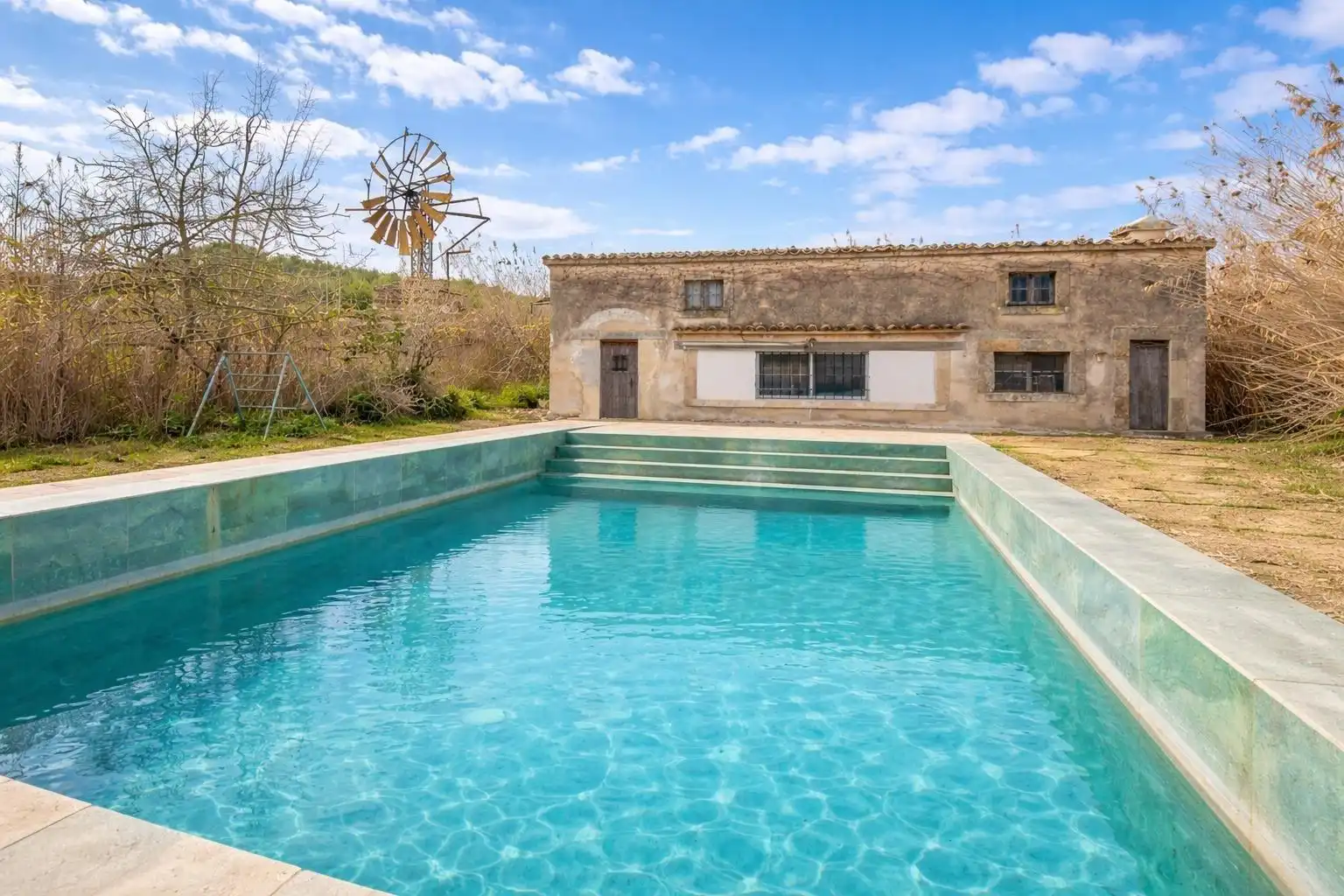 Piscina de Finca rústica en venda en Sa Pobla amb Piscina