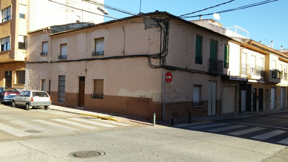Vista exterior de Casa o xalet en venda en Almansa