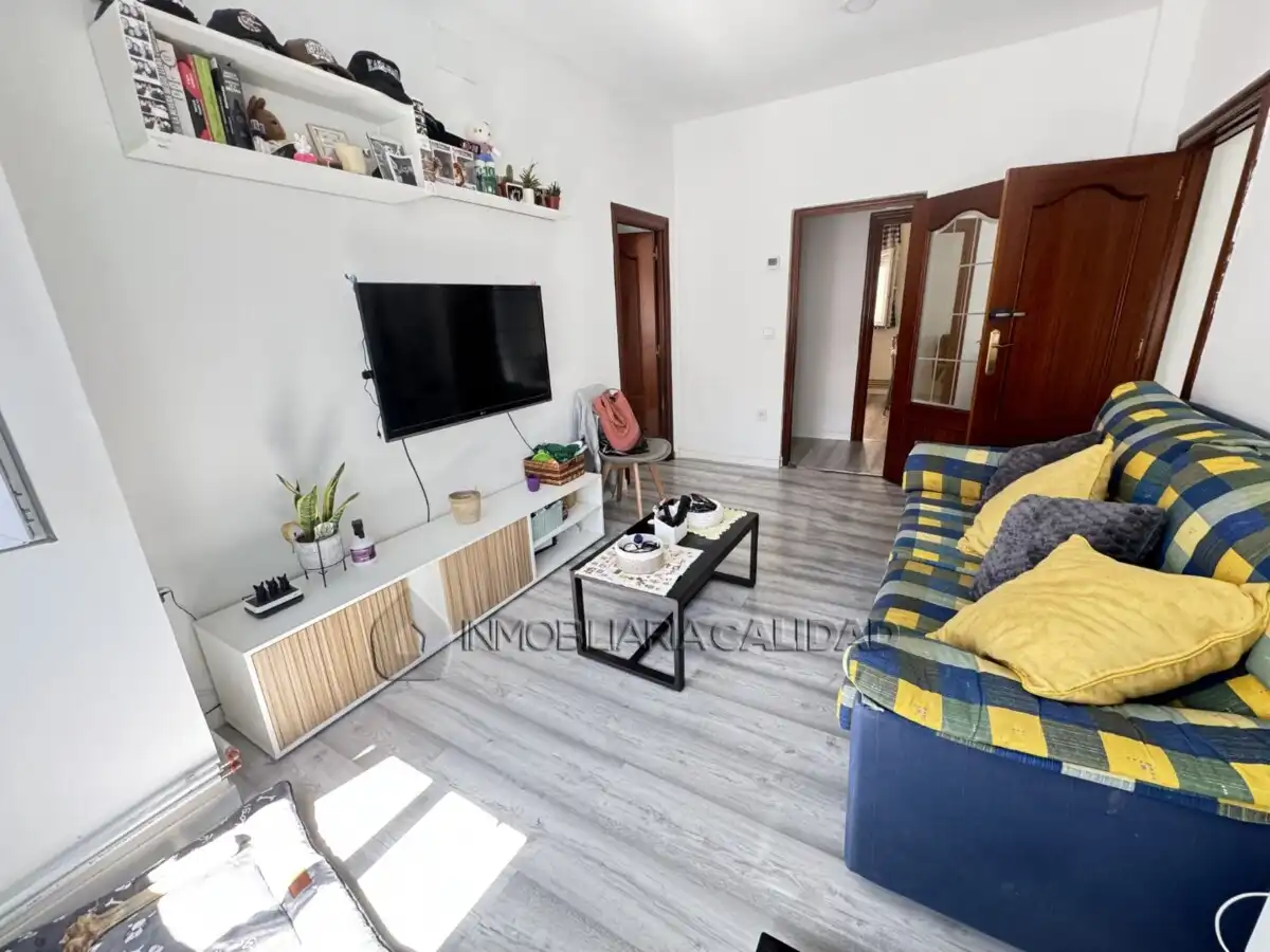 Sala d'estar de Pis en venda en Burgos amb Calefacció