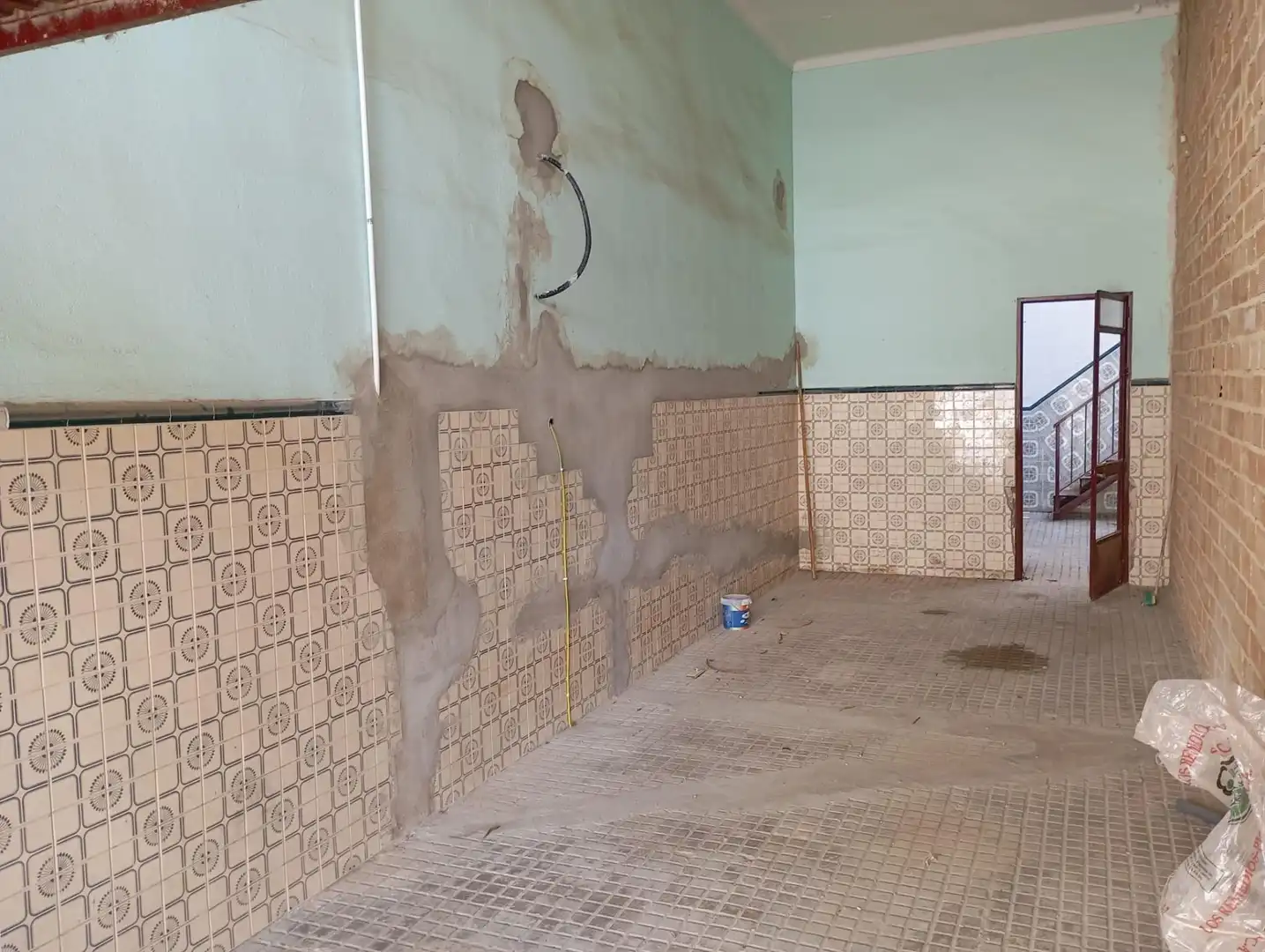 Badezimmer von Garage zur Miete in Ubrique