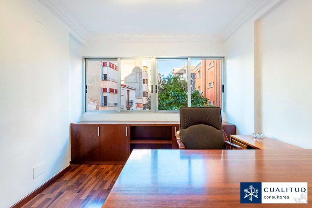 Office to rent in Centro