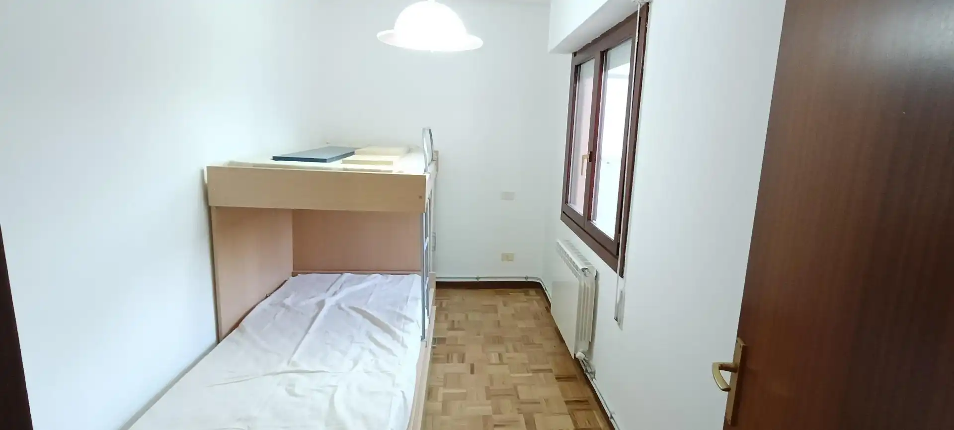 Habitación de Casa o chalet en venta en Valle de Oca con Calefacción