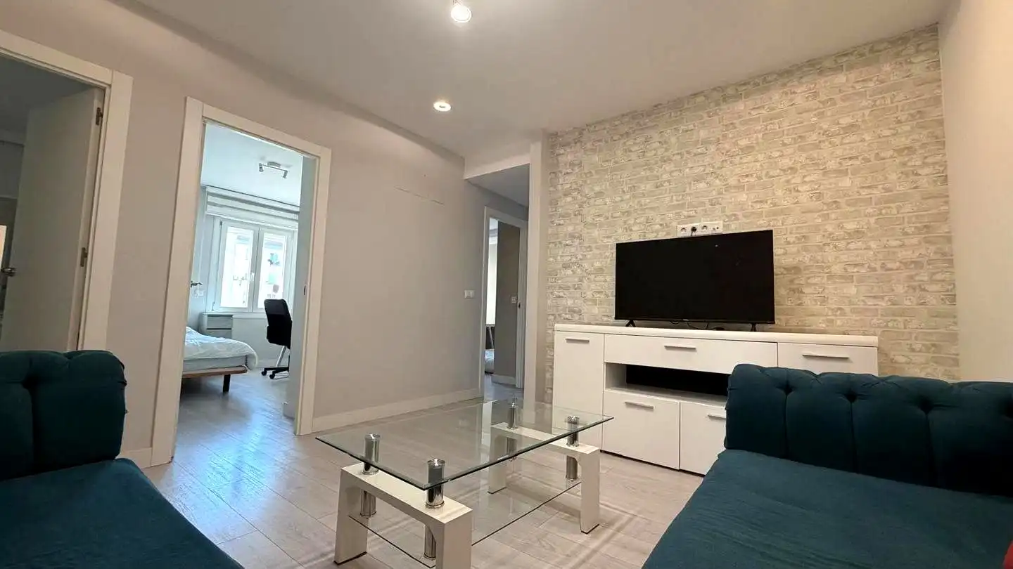 Sala de estar de Piso en venta en  Logroño con Calefacción y Amueblado