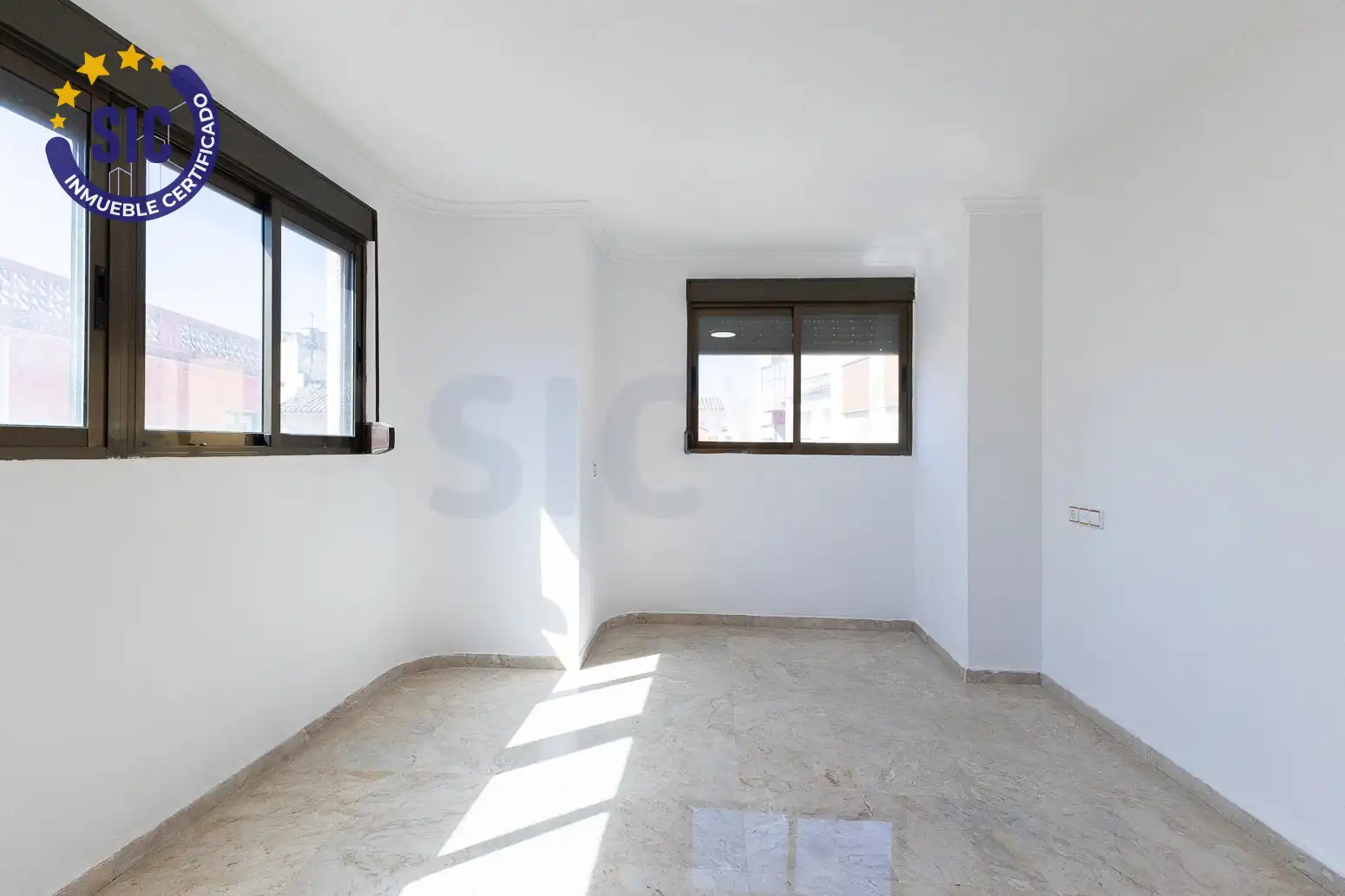Habitación de Piso en venta en Tavernes de la Valldigna con Aire acondicionado, Terraza y Trastero