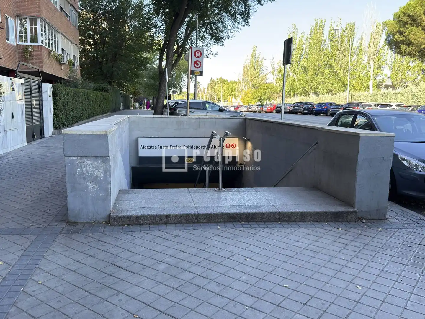 Aparcament de Pis en venda en Madrid amb Aire condicionat, Calefacció i Jardí privat