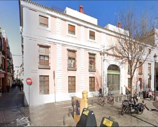 Vista exterior de Local en venda en  Sevilla Capital