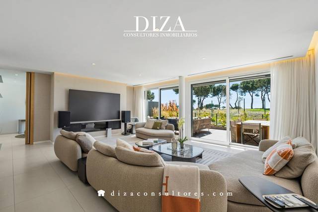 Dúplex en Venta en De Luis García Cereceda en Prado de Somoaguas