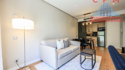 Photo 3 of Flat for rent in Castillejos - Cuzco, Madrid Capital