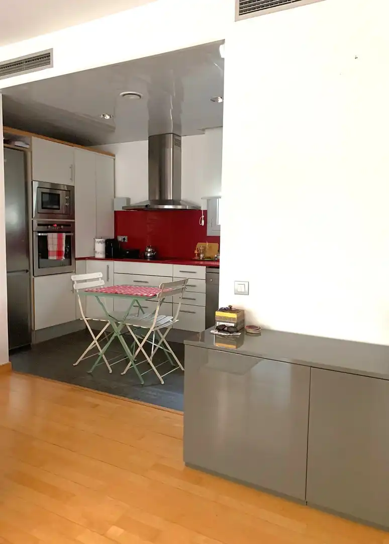 Küche von Wohnung zur Miete in Barcelona mit Klimaanlage und Heizung