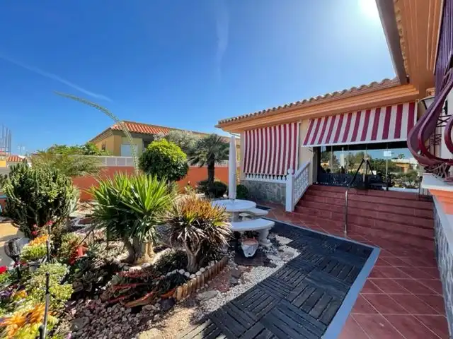 Exterior view of Houses for sale in Almería  with Air Conditioner, Heating and Private garden