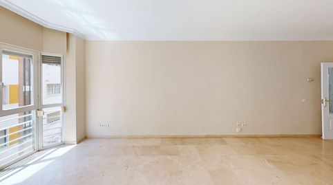 Photo 4 of Flat for rent in Rosario Vega, Triana Casco Antiguo, Sevilla Capital