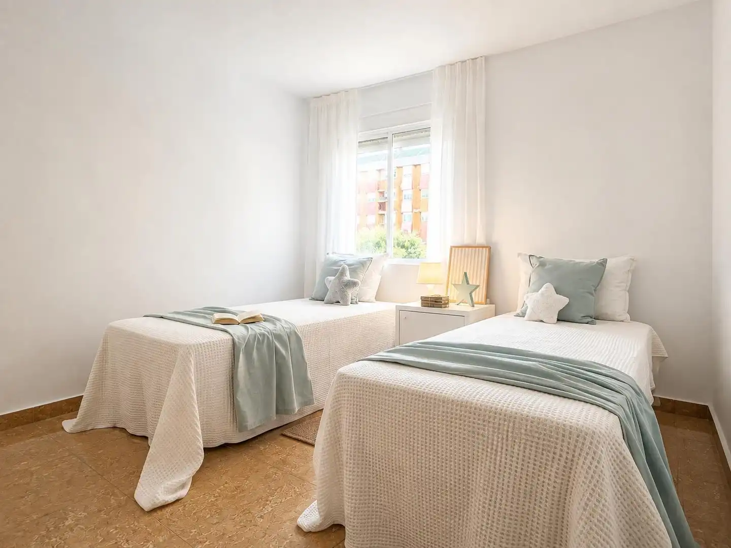 Bedroom of Flat for rent in Godella  with Air Conditioner, Terrace and Furnished