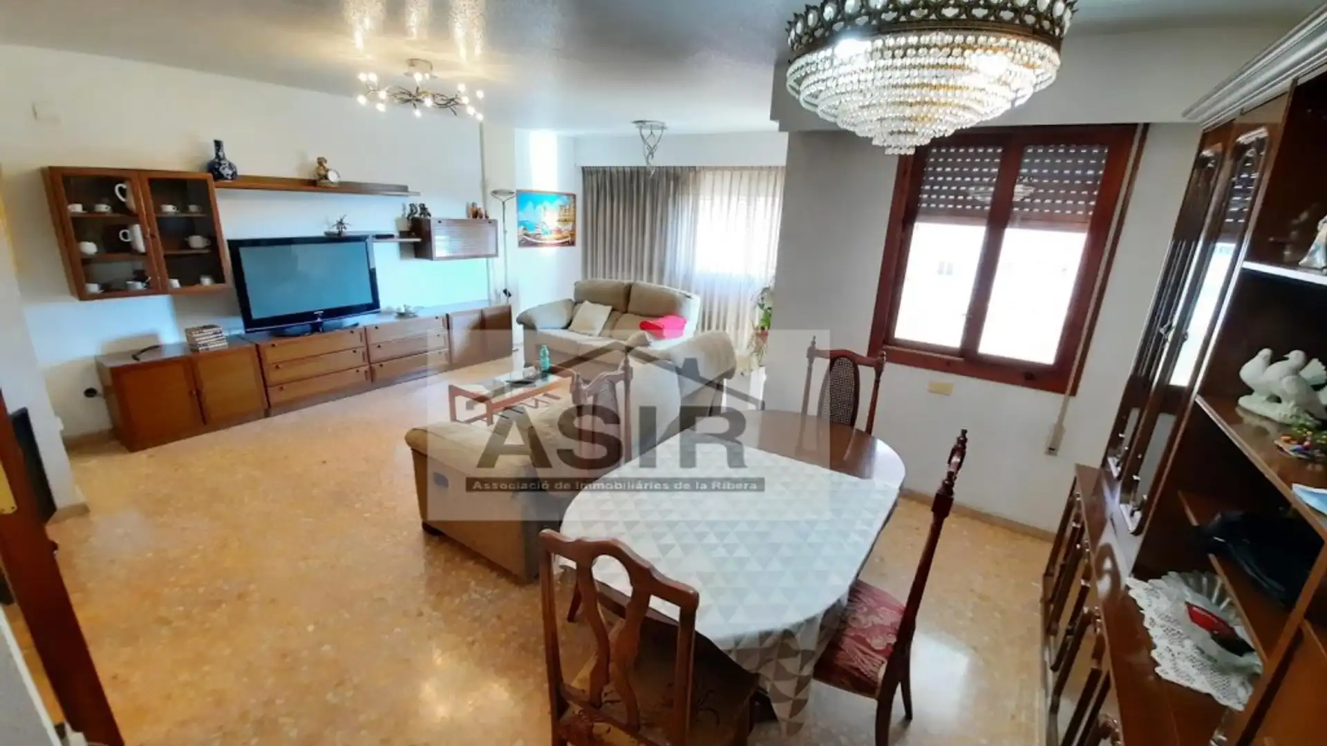 Piso de alquiler en Alquenència - Venècia