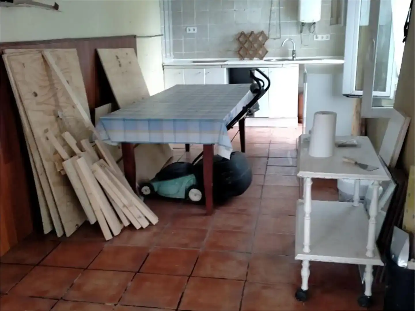 Cuina de Planta baixa en venda en Abanto y Ciérvana-Abanto Zierbena amb Jardí privat, Traster i Moblat