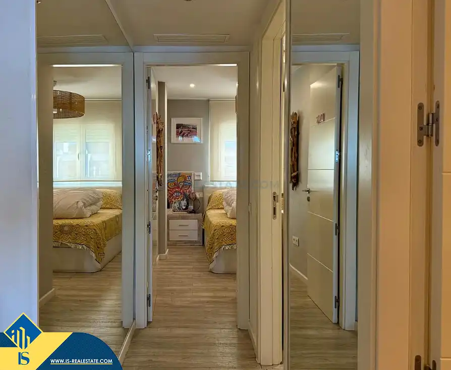 Habitación de Ático en venta en Sant Josep de sa Talaia con Terraza, Amueblado y Piscina comunitaria