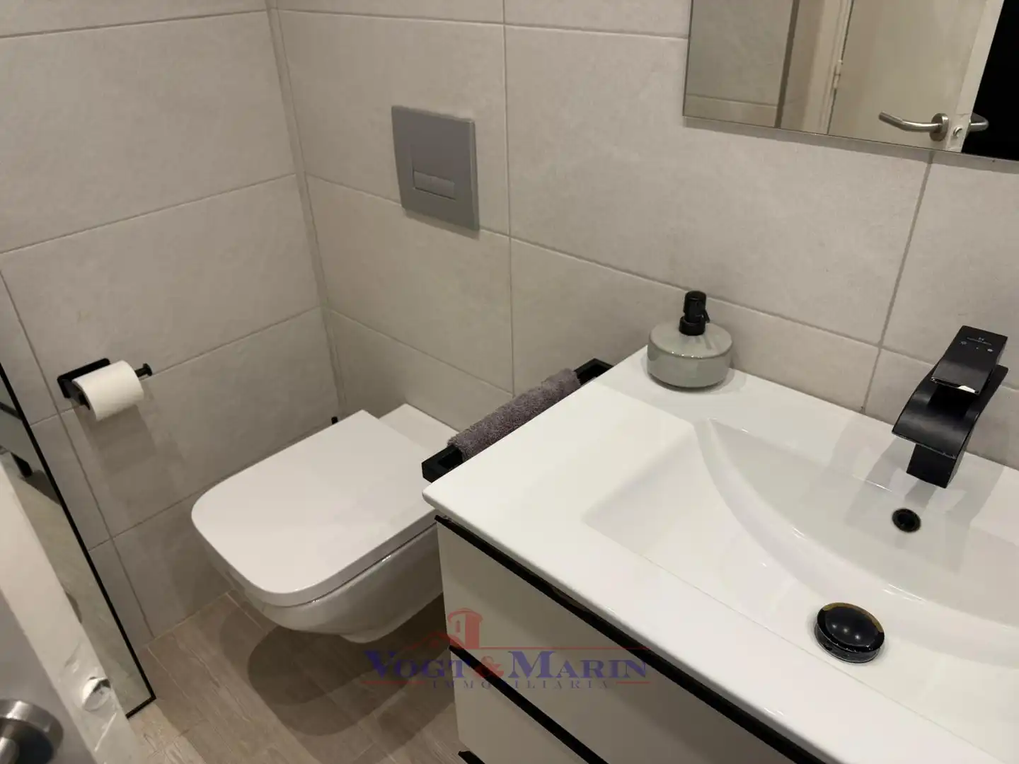 Casa adosada en venta en Carrer Gironès, Nord