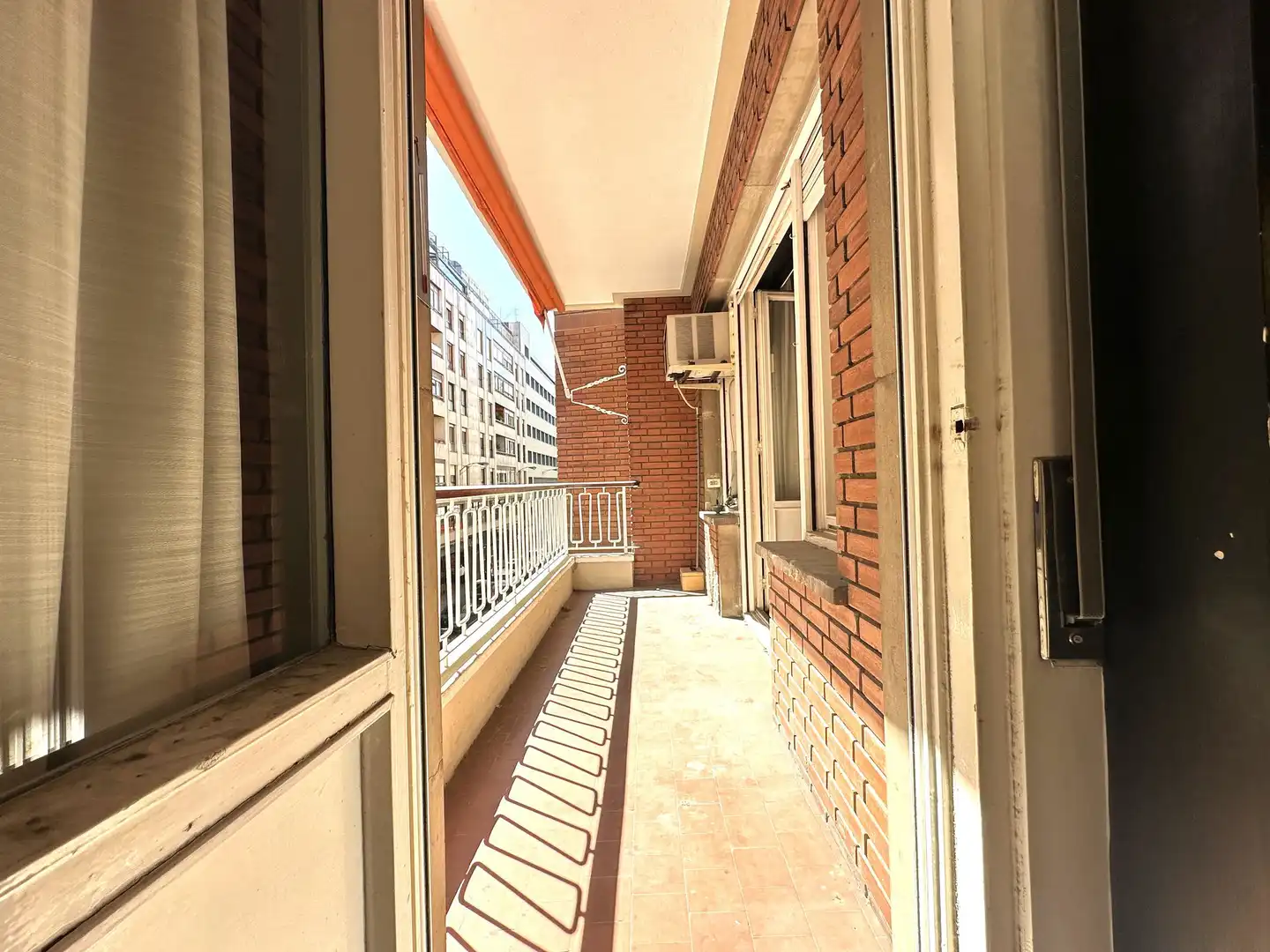 Flat with terrace for sale in Rodriguez Arias, imagen 9