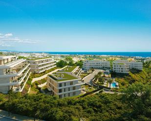 Vista exterior de Planta baixa en venda en Estepona amb Aire condicionat, Terrassa i Traster