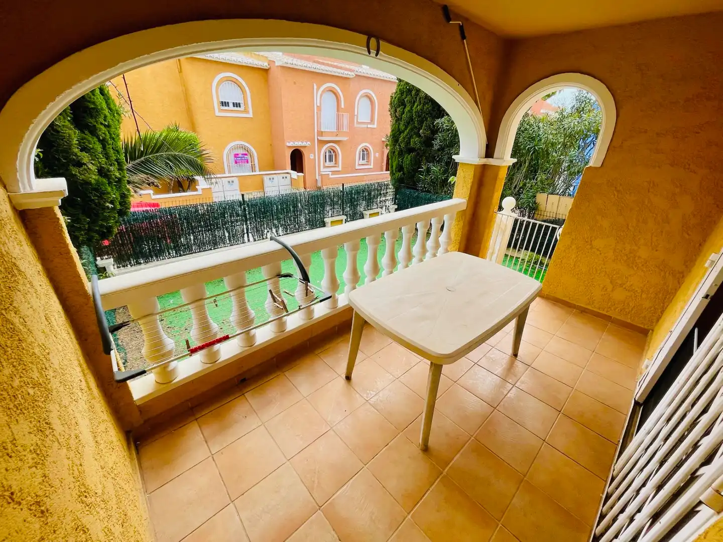 Erdgeschosswohnung mit Pool zum Verkauf in Cumbre del Sol, imagen 2
