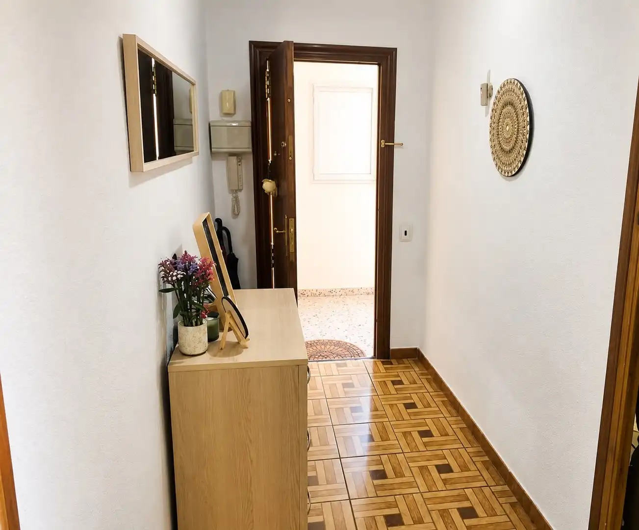 Flat with terrace for sale in Avinguda Carlos Soler 46, imagen 3