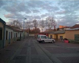 Exterior view of Single-family semi-detached for sale in Valladolid Capital