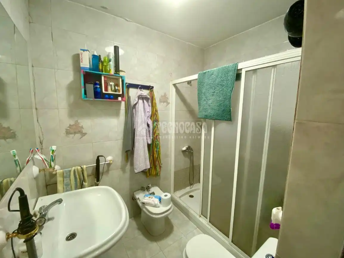 Badezimmer von Haus oder Chalet zum Verkauf in Villacarrillo mit Klimaanlage und Terrasse