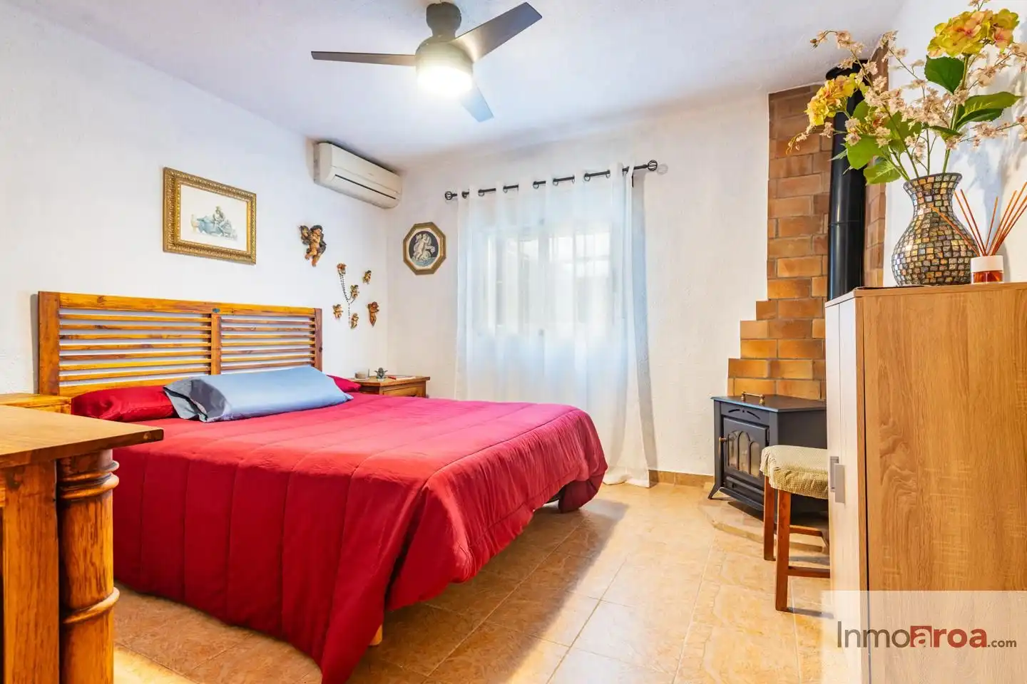 Habitación de Finca rústica en venta en L'Alcora con Aire acondicionado, Terraza y Piscina