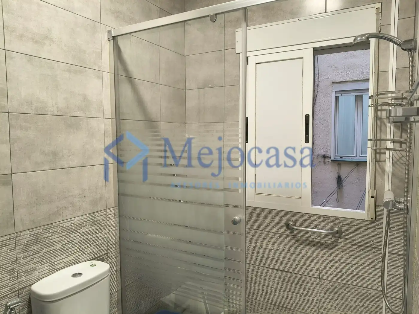 Bathroom of Flat for sale in Chamberí