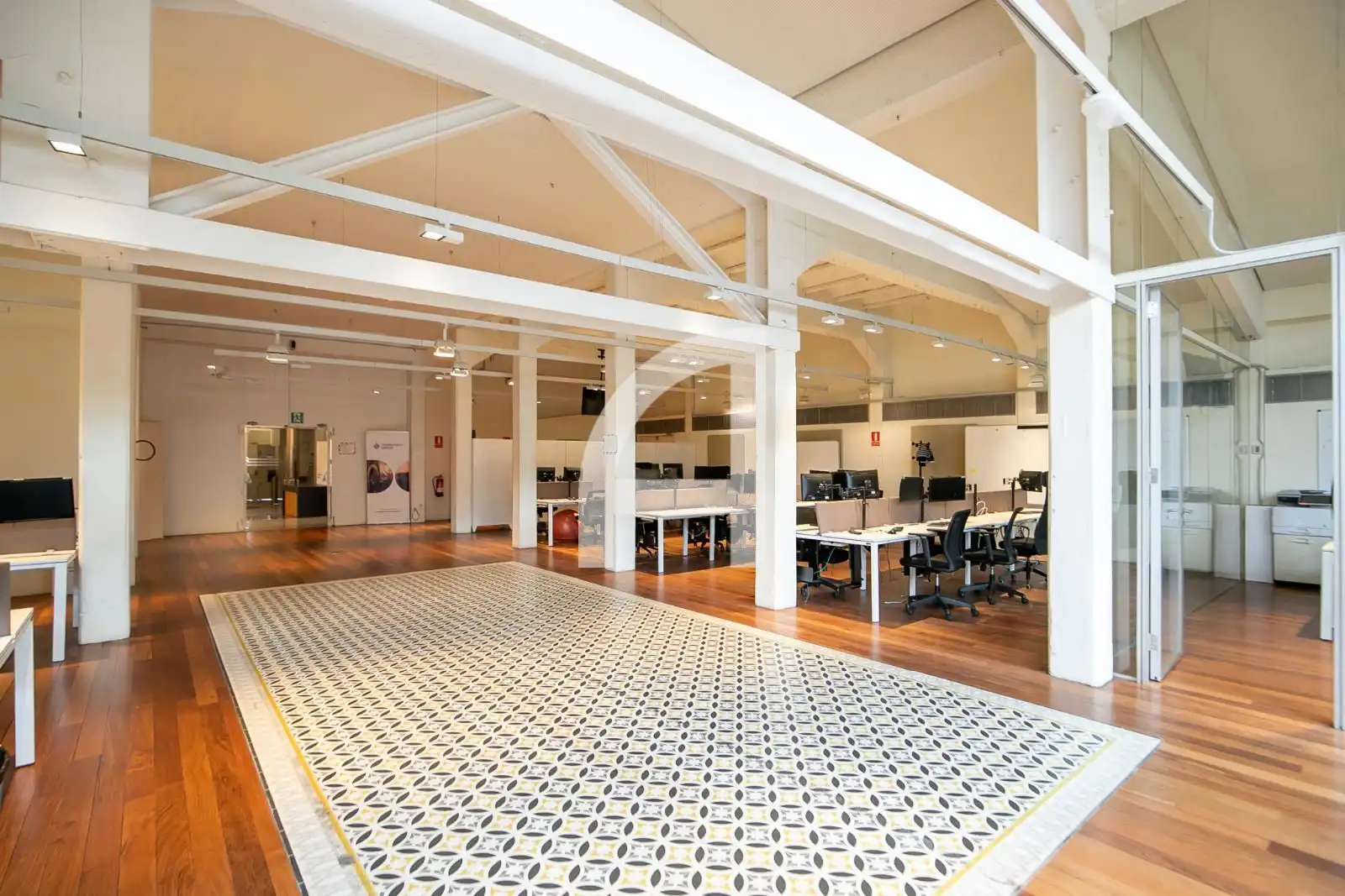 Büro zur Miete in Barcelona mit Klimaanlage und Heizung
