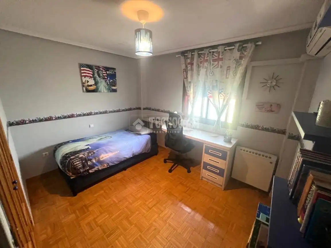 Habitación de Piso en venta en Parla con Aire acondicionado, Calefacción y Parquet