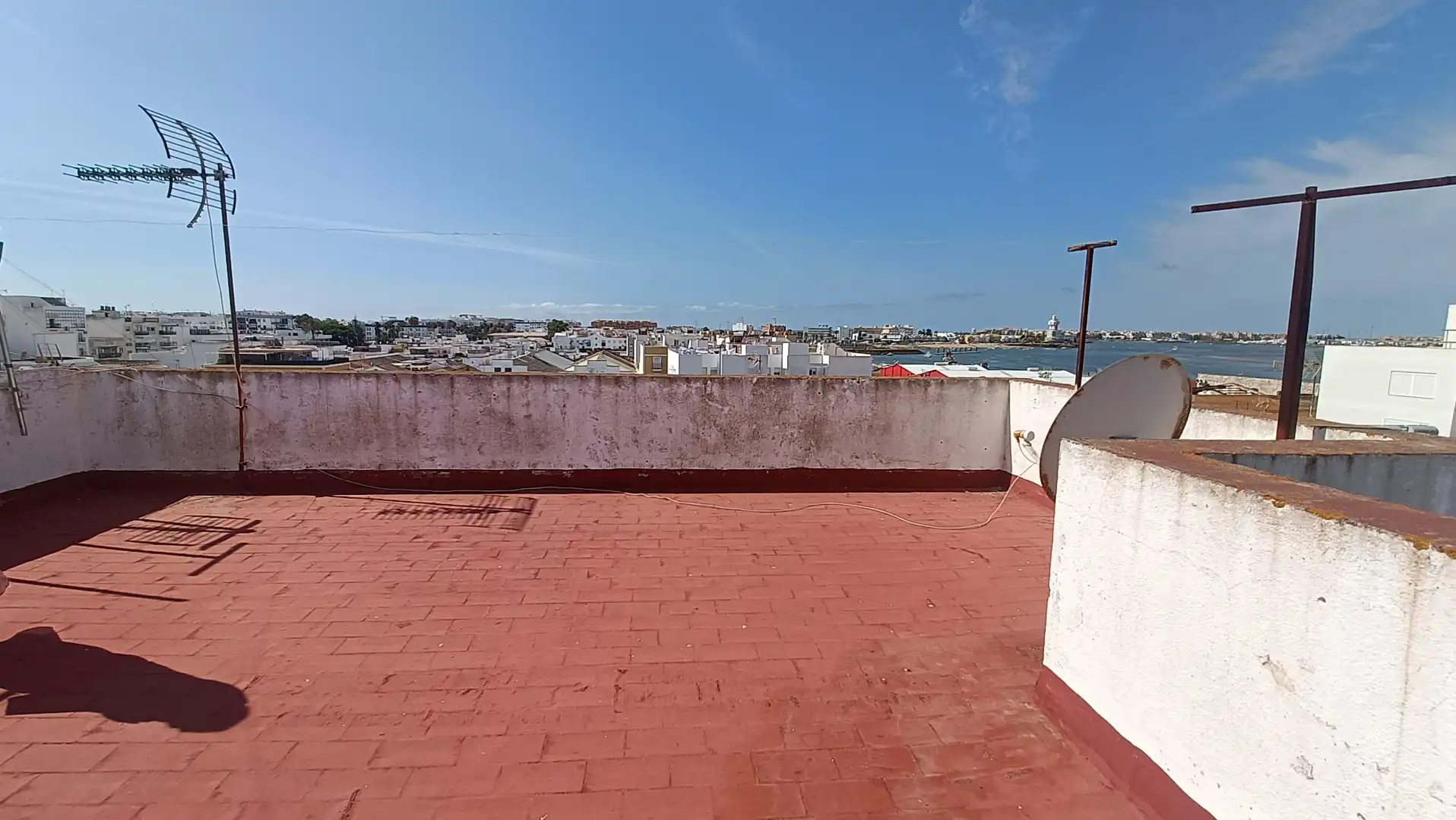 Exterior view of Flat for sale in Isla Cristina  with Air Conditioner, Furnished and Oven