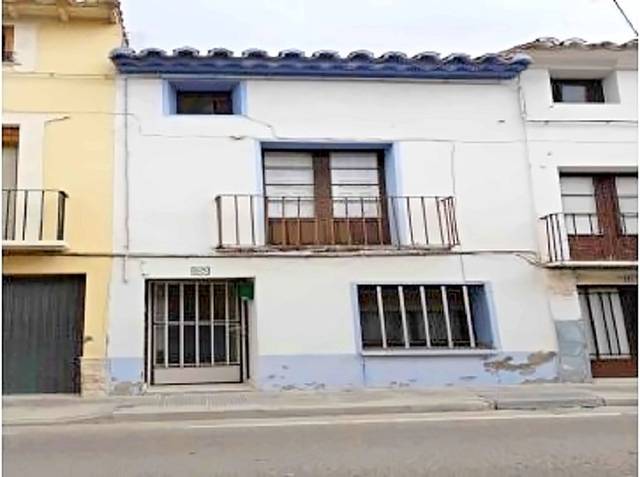 Casa-chalet en Venta en CL MAYOR en Gelsa