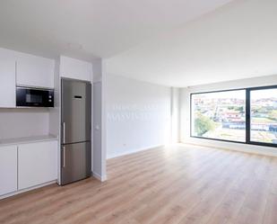 Living room of Flat for sale in Vigo   with Terrace and Storage room