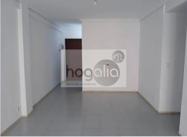 Flat to rent in  Sevilla Capital  with Air Conditioner