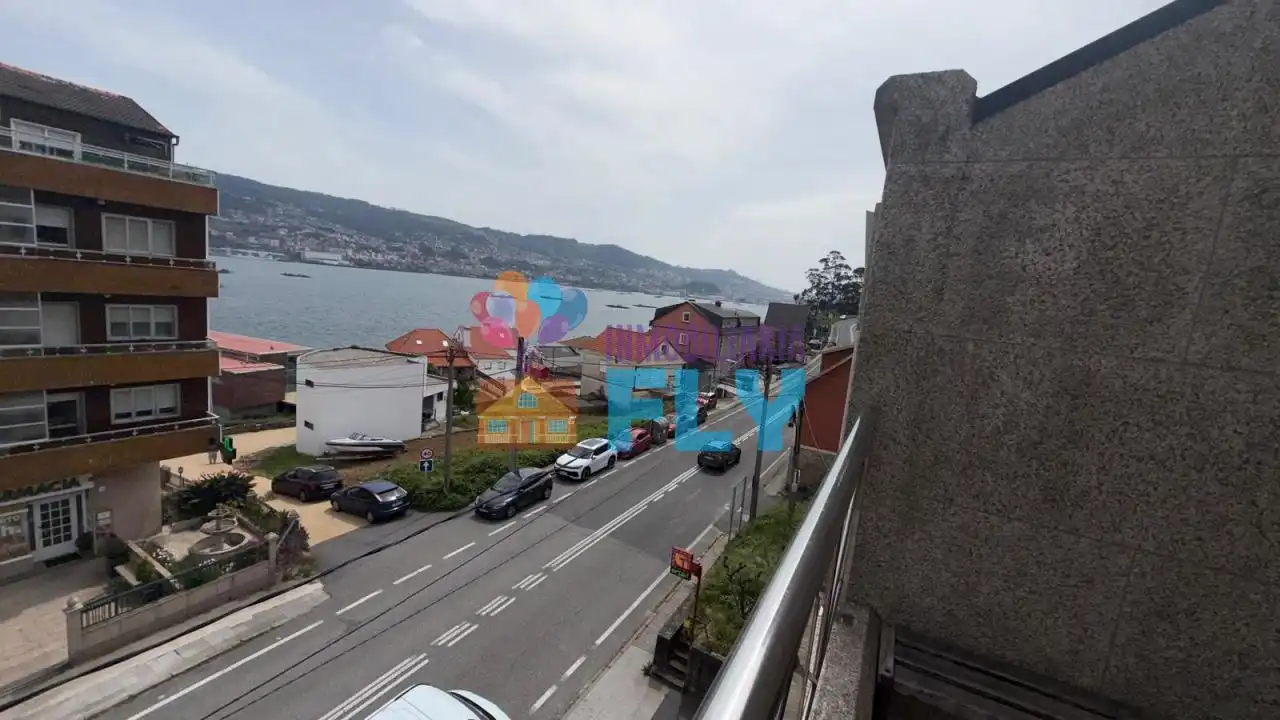 Terrasse von Dachboden zum Verkauf in Moaña mit Parkett, Abstellraum und Möbliert
