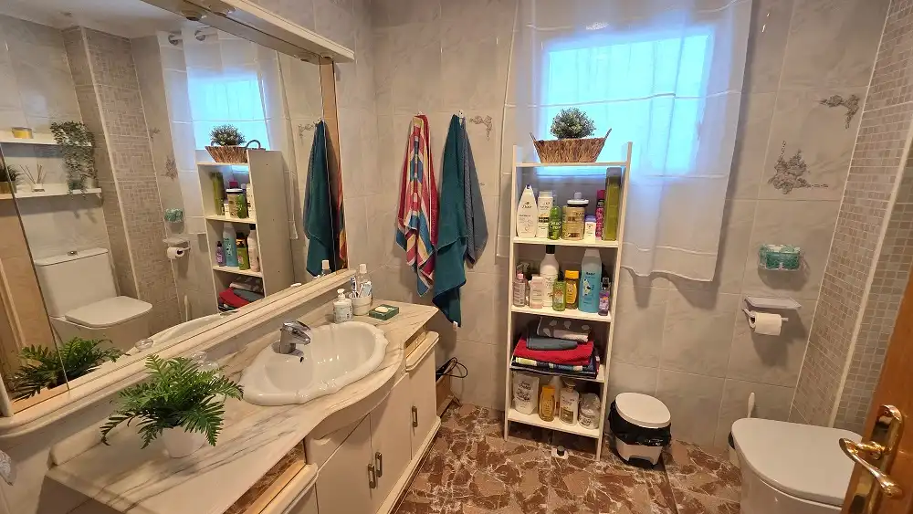 Bathroom of Flat for sale in Elche / Elx  with Balcony
