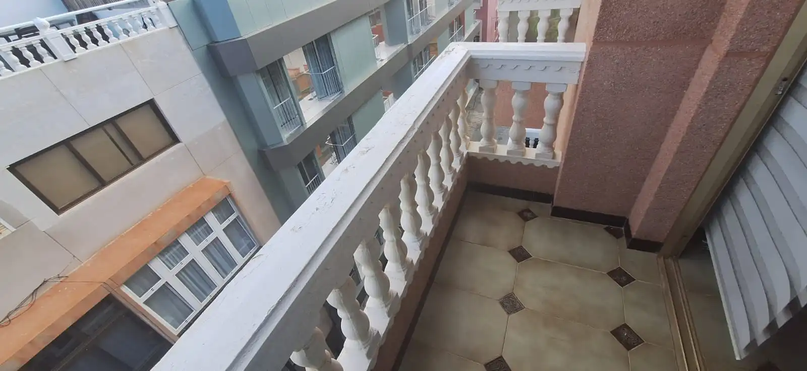 Terrasse von Wohnung zur Miete in Las Palmas de Gran Canaria mit Möbliert, Ofen und Waschmaschine