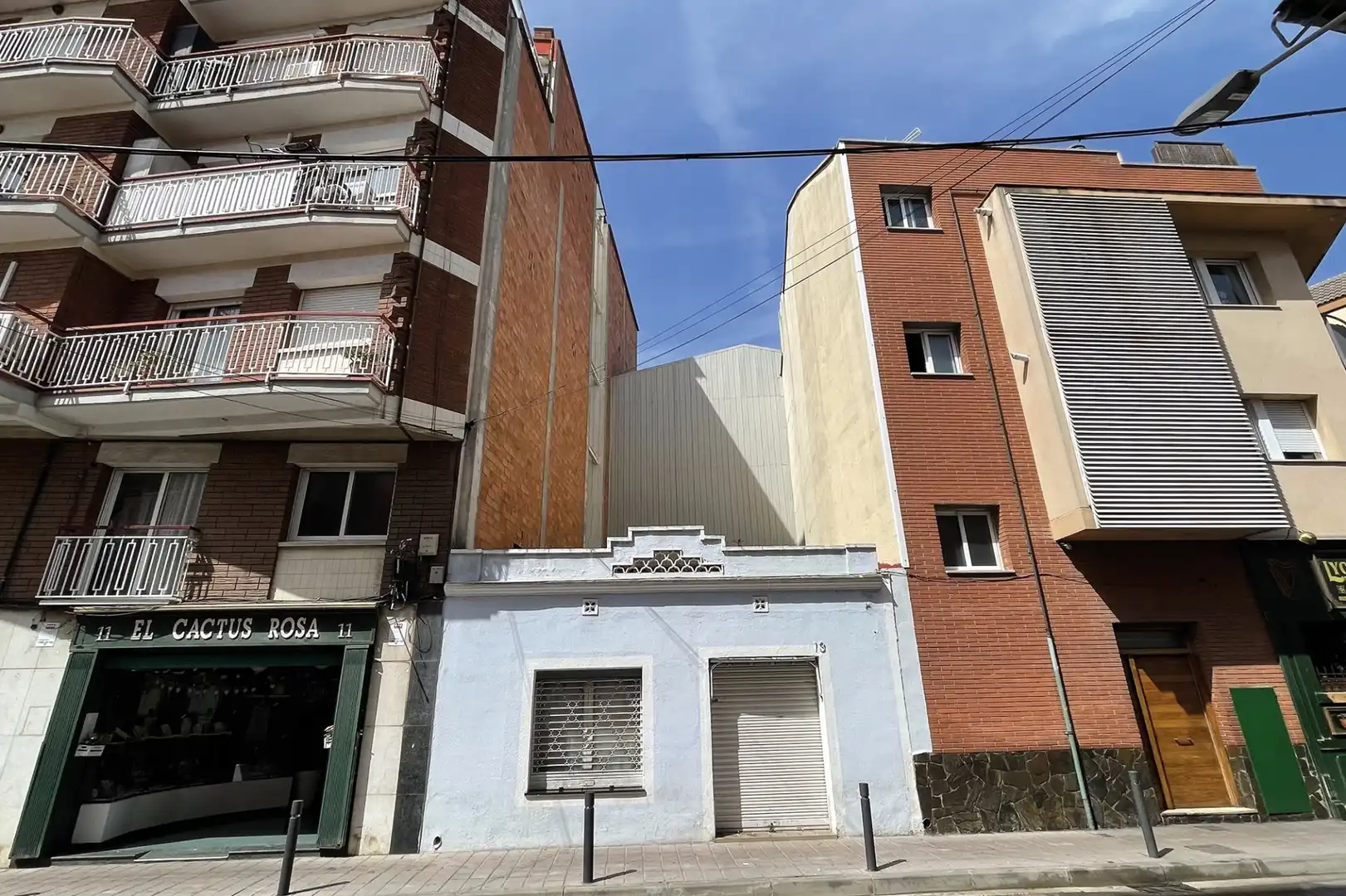 Vista exterior de Residencial en venta en Sant Joan Despí