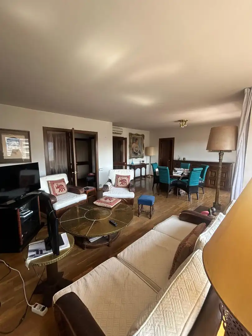 Sala d'estar de Pis en venda en Barcelona amb Calefacció i Traster