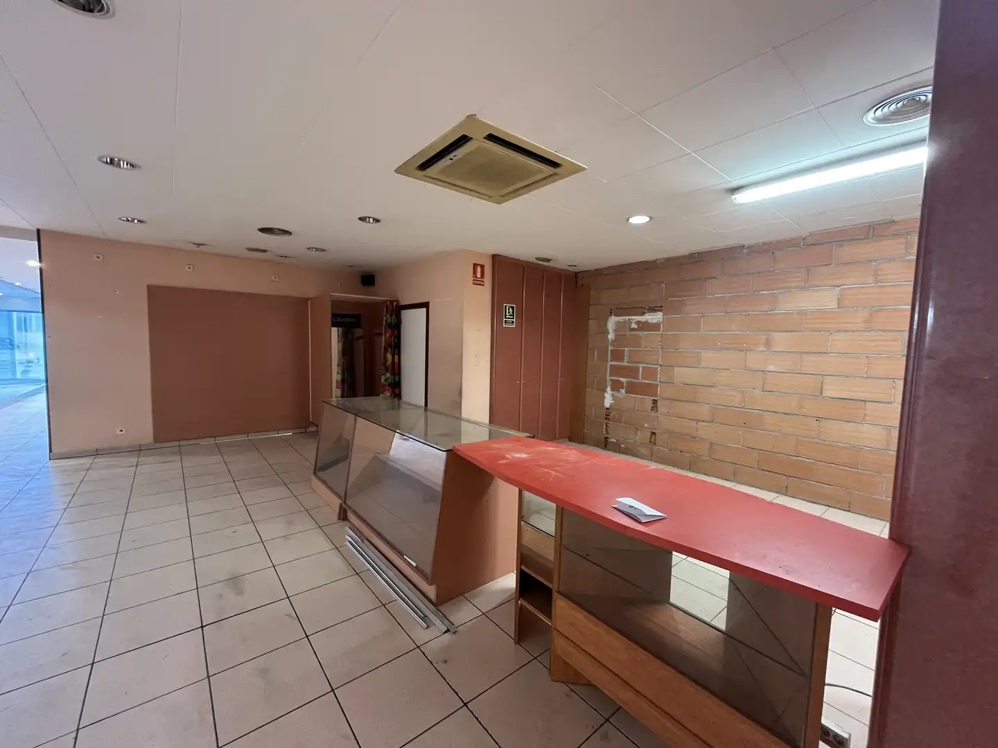Commercial properties for rent in Manresa