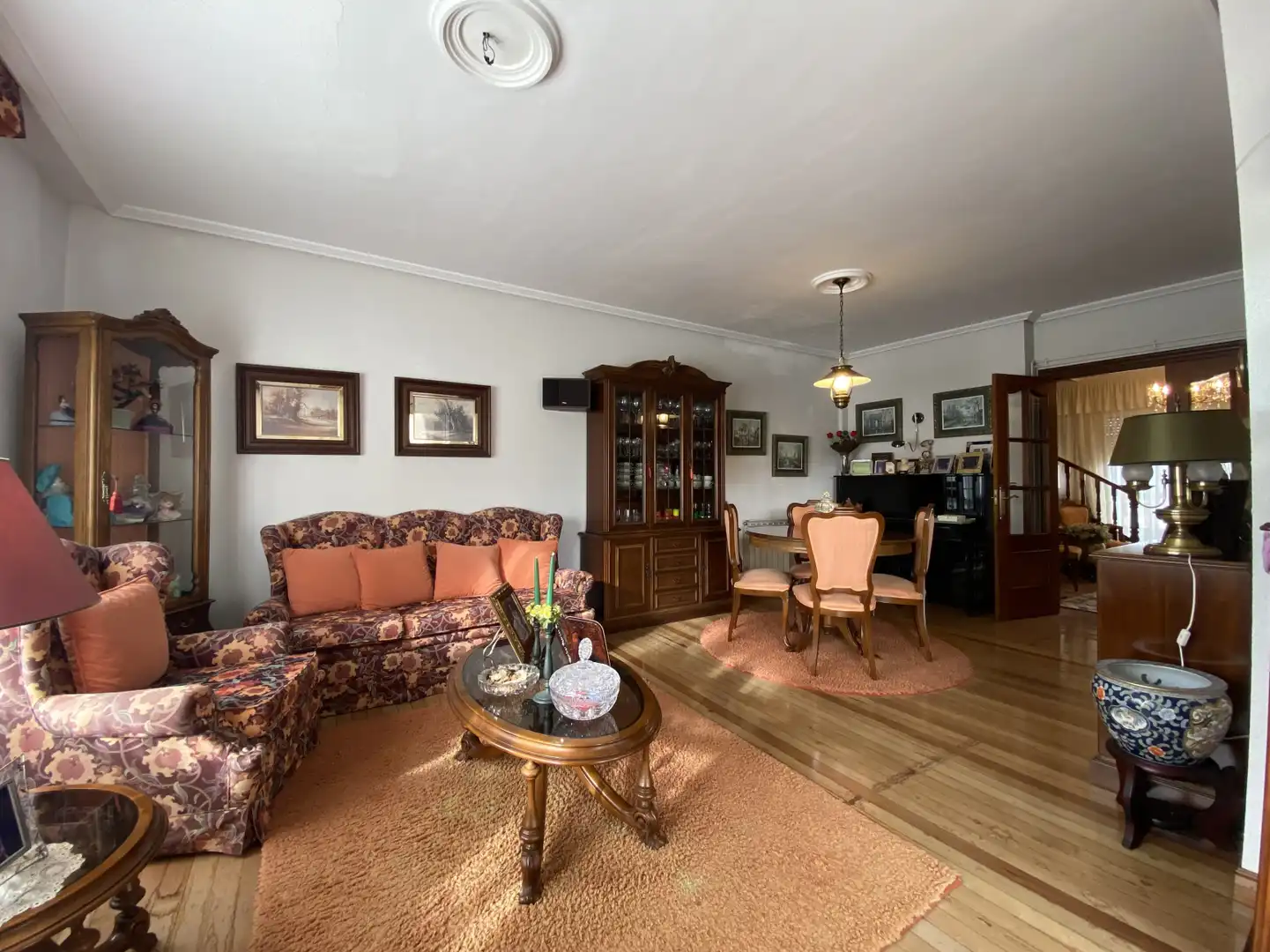 Living room of Detached homes for sale in Torrelavega   with Heating, Private garden and Parquet flooring