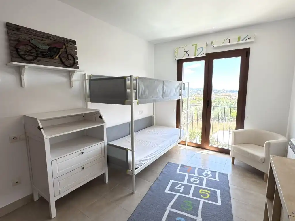 Semi-detached house with pool to rent in Selva, imagen 10