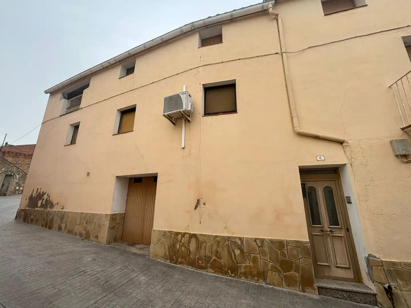 Vista exterior de Casa o xalet en venda en Corbera d'Ebre amb Calefacció, Traster i Balcó