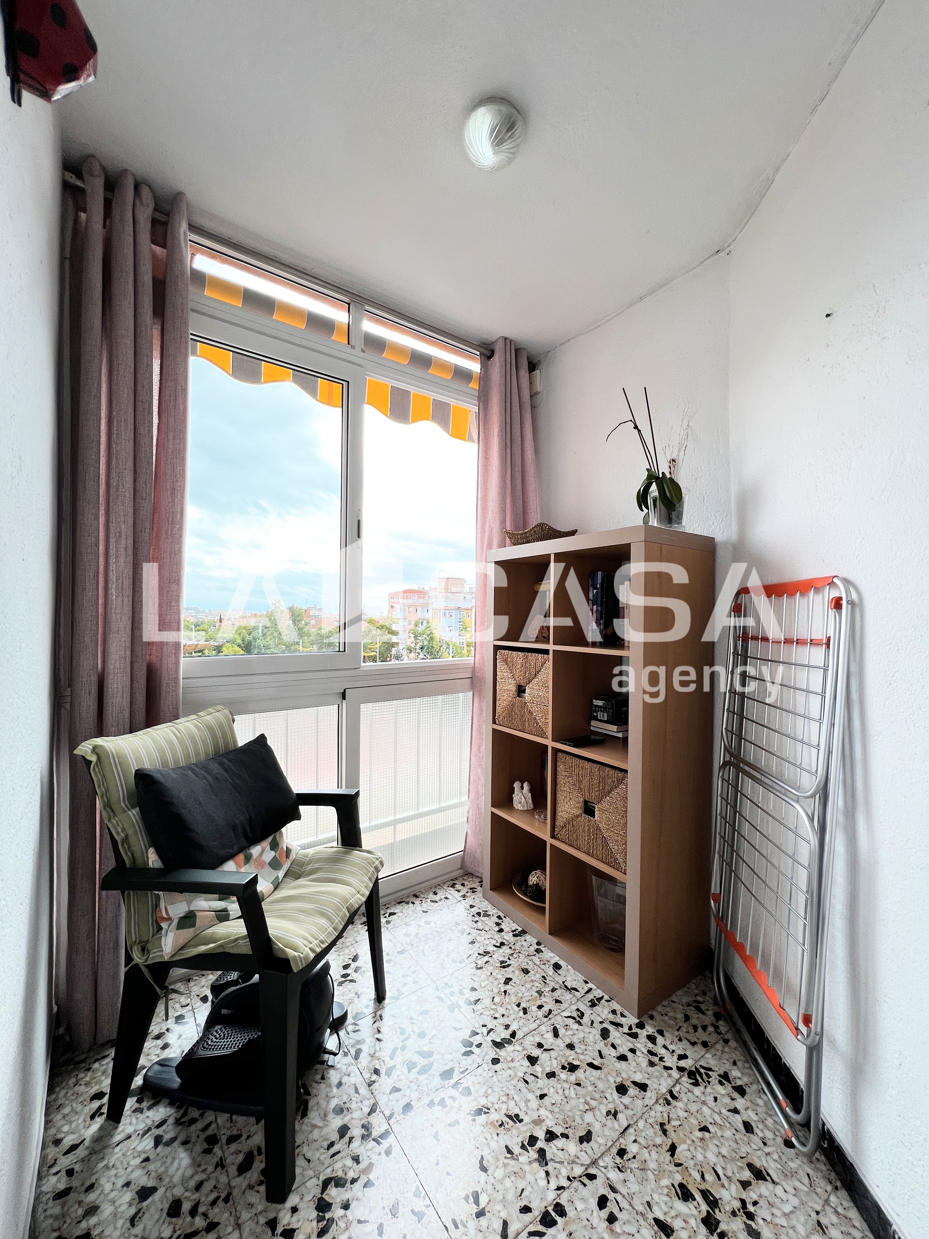 Bedroom of Flat for sale in  Barcelona Capital  with Balcony