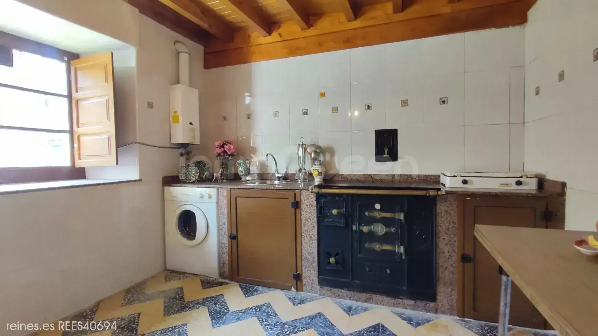 Kitchen of Houses for sale in Cabrales  with Terrace and Furnished