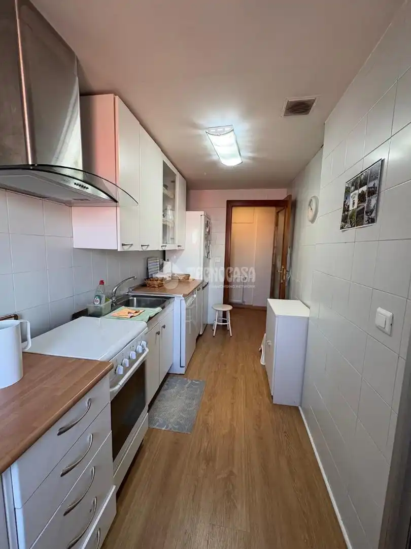 Kitchen of Flat for sale in Madrid
