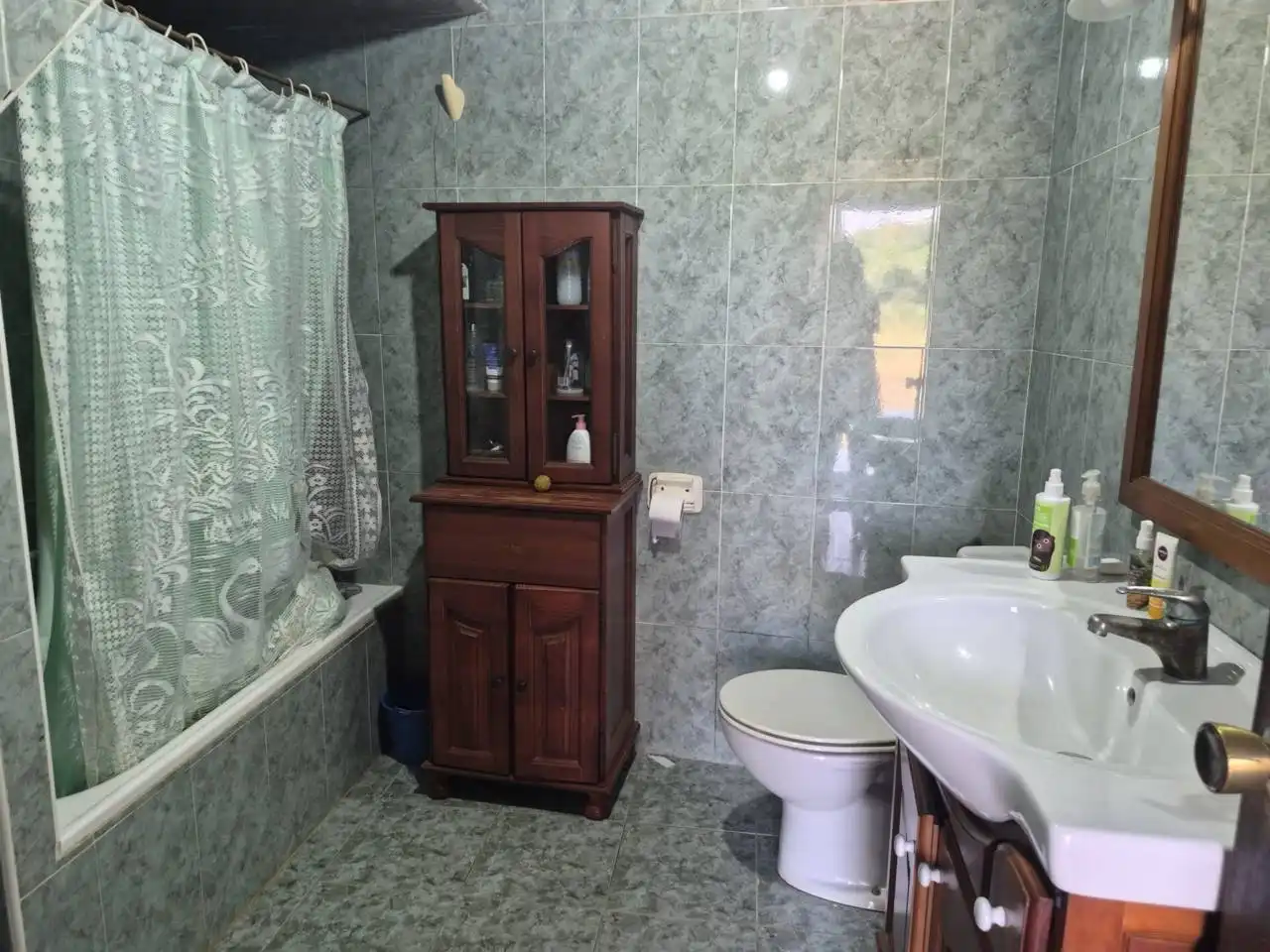 Bany de Casa o xalet en venda en Vilasantar amb Jardí privat