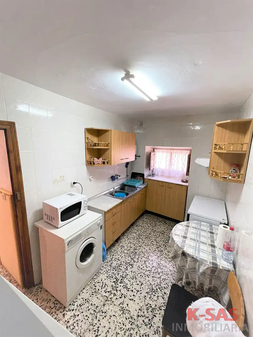 Cuina de Casa o xalet en venda en Aldeire amb Moblat i Balcó