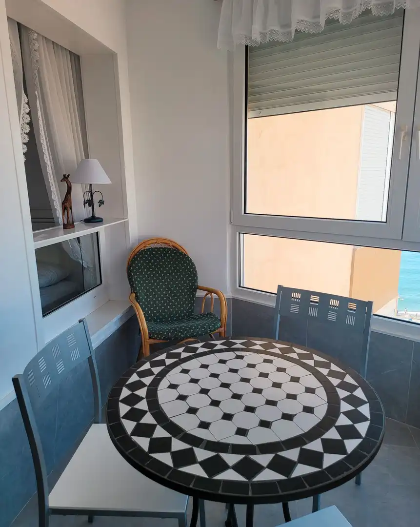Study for rent in Avenida Europa, 82, Centro Internacional